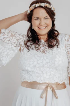 Blumenkranz im Vintage Stil mit Schleierkraut und Blüten in Rosé und Ivory