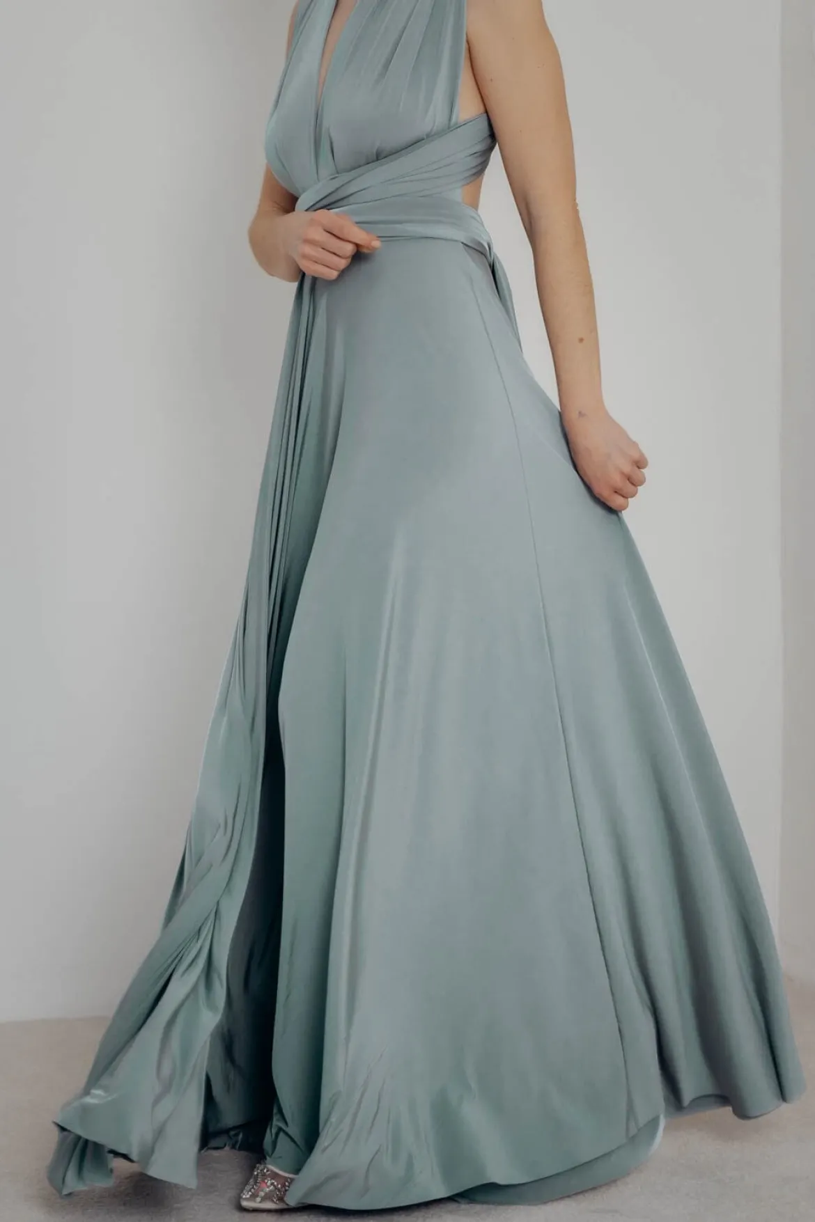 Bodenlanges Brautjungfernkleid – Ballgown Cucumber Twobirds