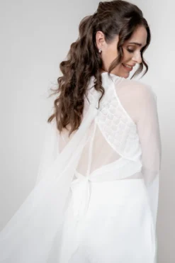 Braut Cape mit langer Schleppe – Oriana noni