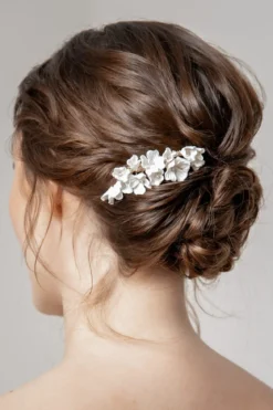 Braut Haarkamm mit Porzellanblüten