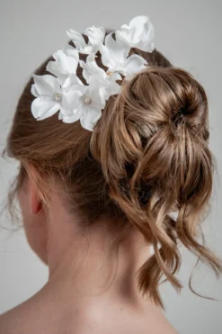 Braut Haarkamm mit Seidenblüten