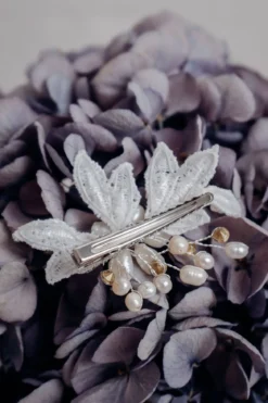 Braut Haarklammer mit Spitze, Süßwasserperlen und Strass