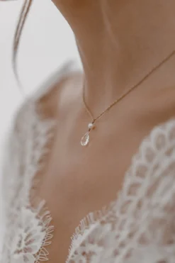 Braut Halskette mit Kristall-Tropfen und Süßwasserperle – Cupid