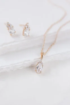 Braut Halskette mit ovalem Kristall-Anhänger – Dazzling Beauty