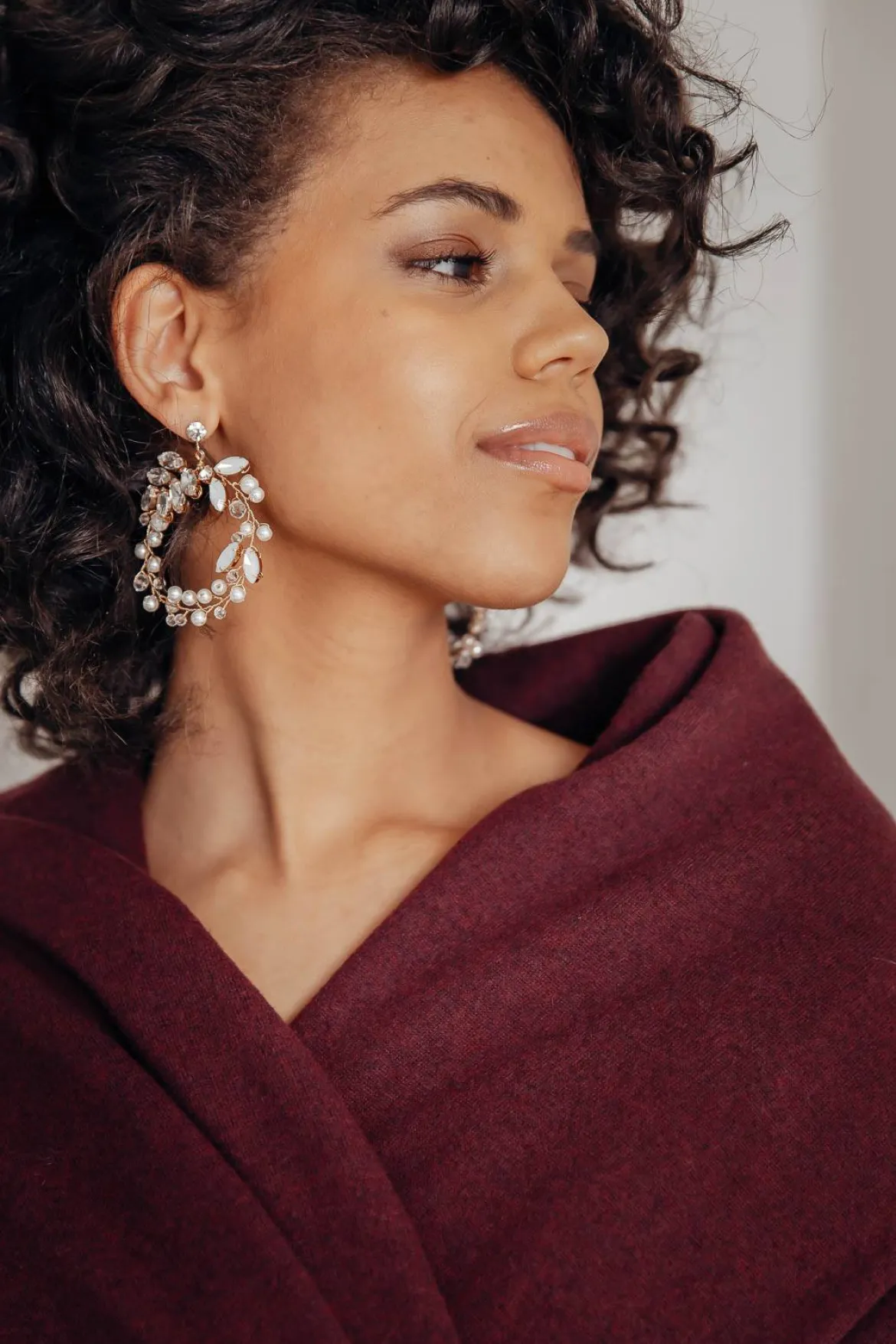 Braut Ohrringe mit Strass und Perlen in Kreisform