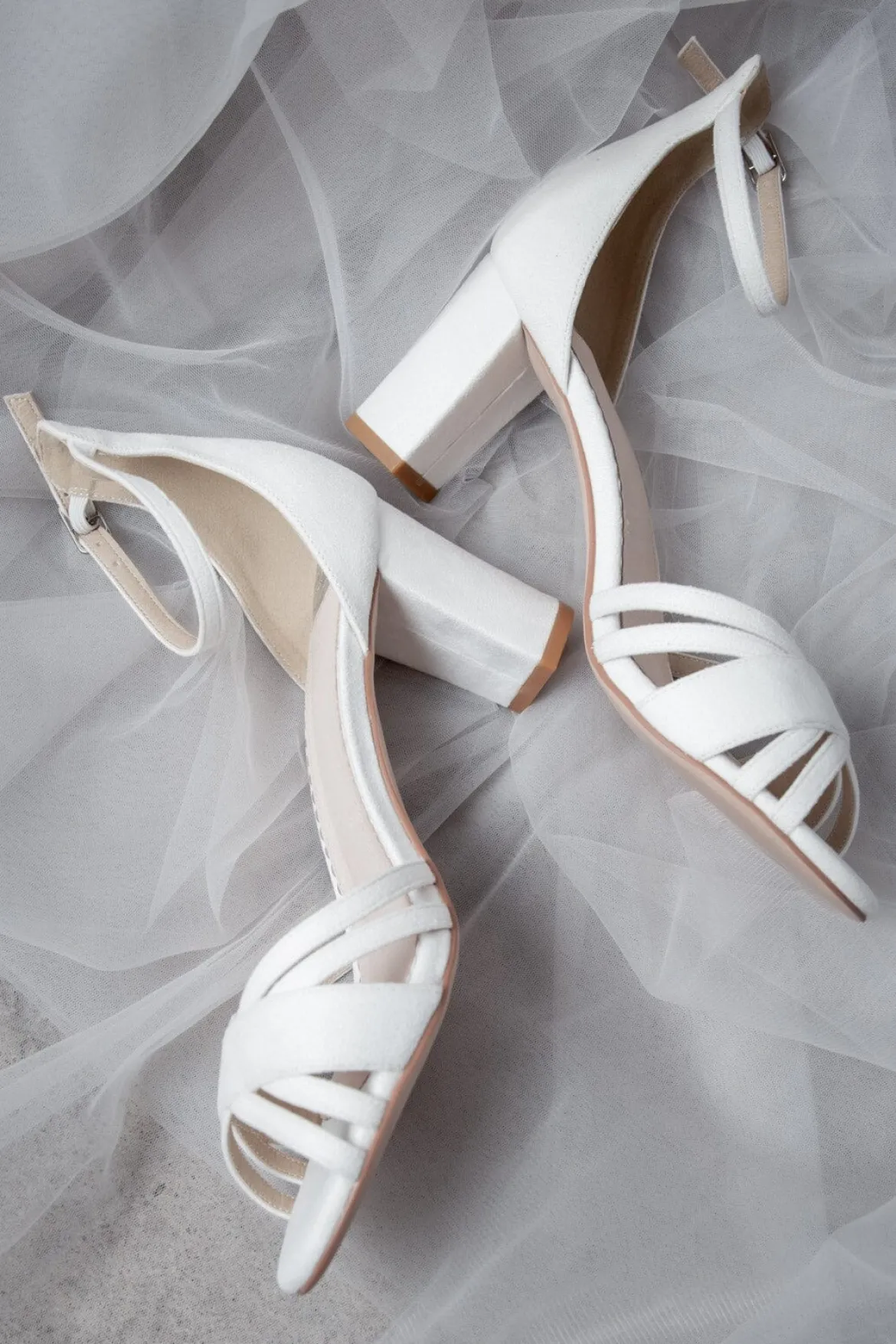 Braut Sandale aus Velours – Frankie | The Perfect Bridal Company