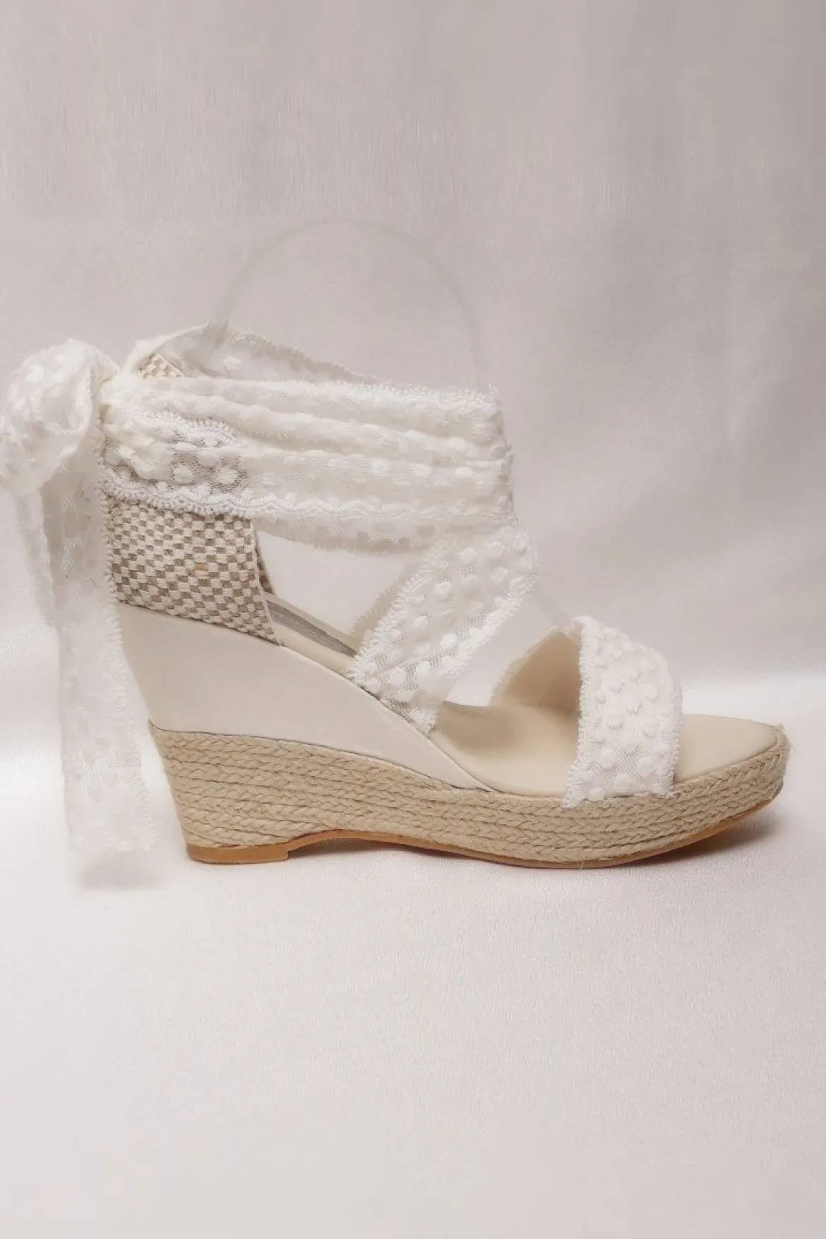 Braut Sandaletten, Wedges mit Bändern und Pünktchenmuster - Megan