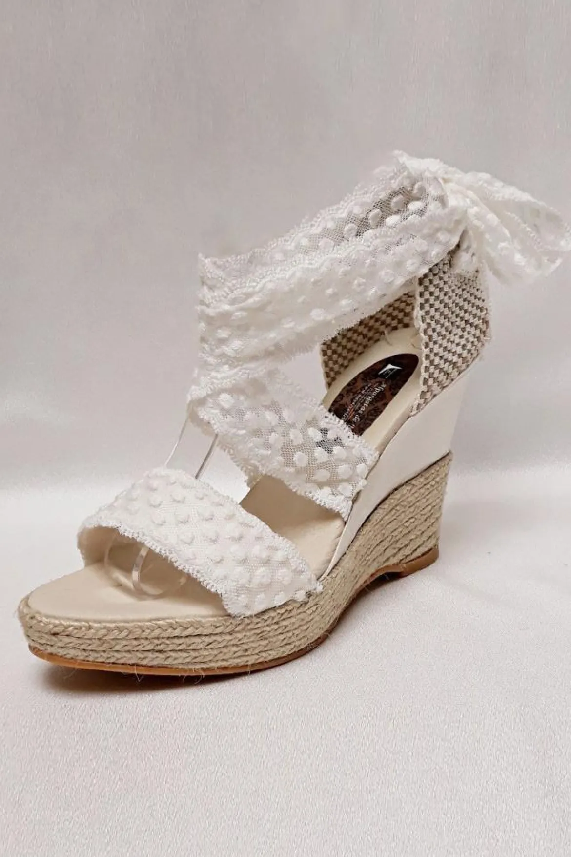 Braut Sandaletten, Wedges mit Bändern und Pünktchenmuster - Megan