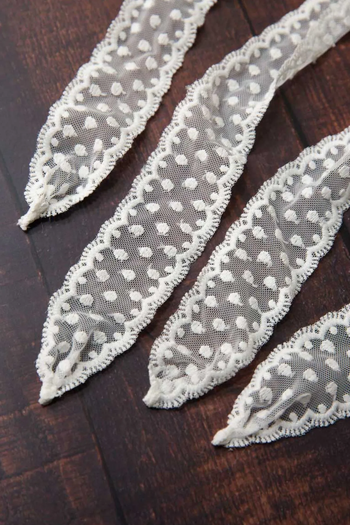 Braut Sandaletten, Wedges mit Bändern und Pünktchenmuster - Megan