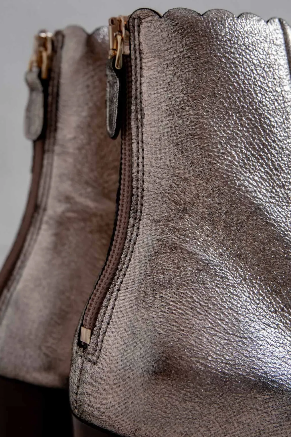 Braut Stiefelette aus Metallic-Leder - Giselle Gold
