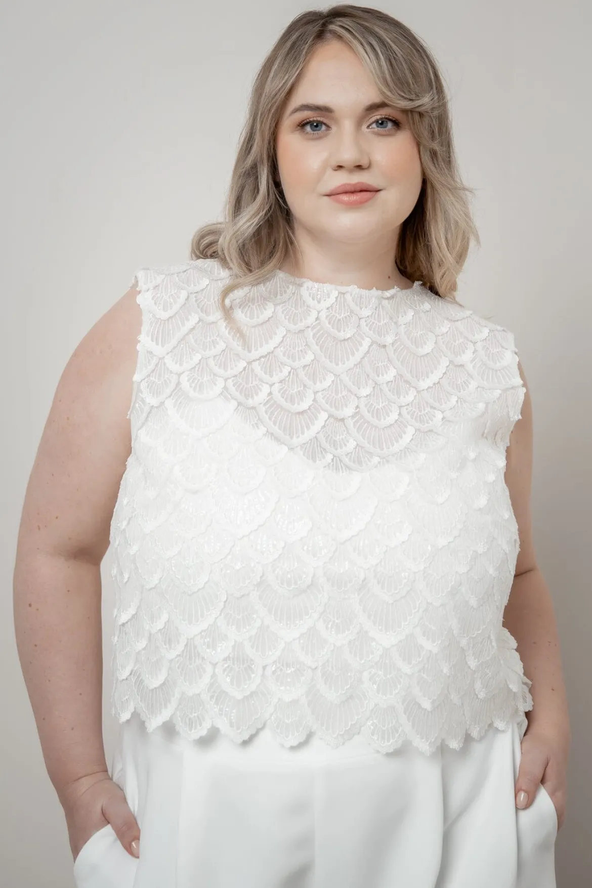 Braut Top aus Paillettenspitze – Eske noni Curvy