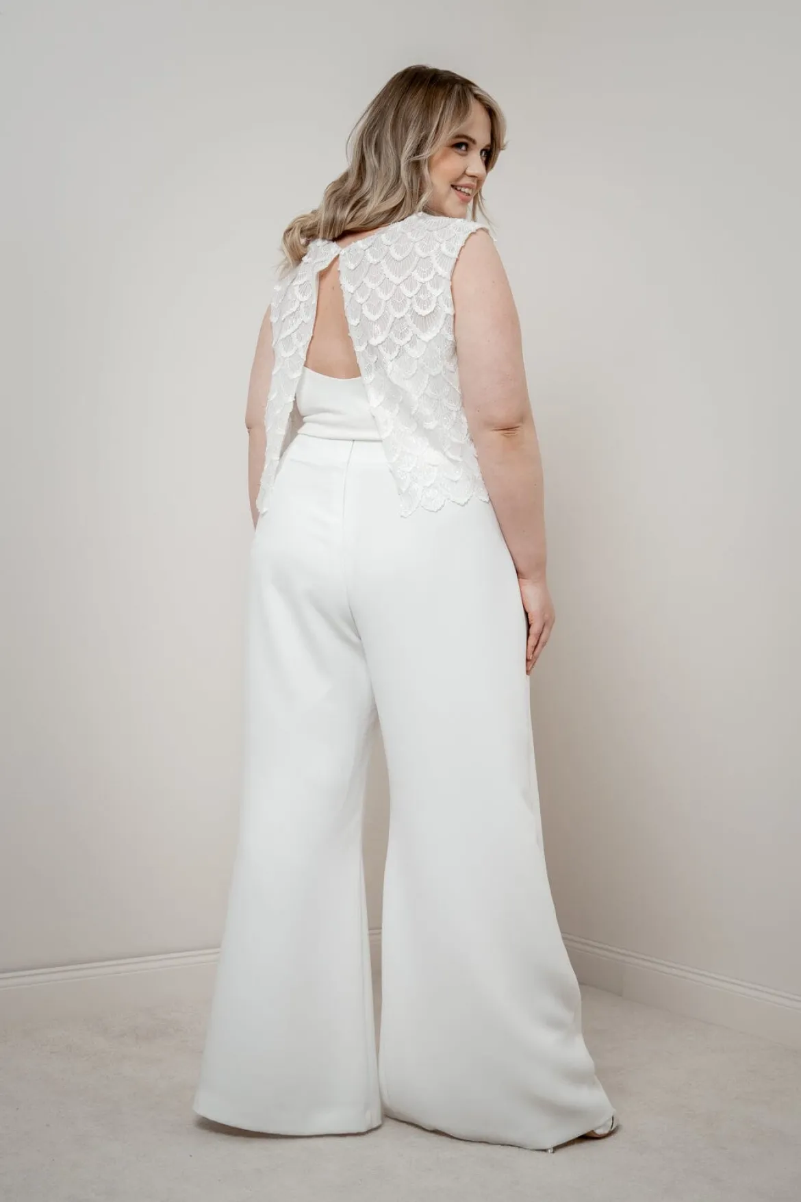Braut Top aus Paillettenspitze – Eske noni Curvy