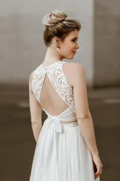 Braut Top mit Blätter-Muster und Rückenausschnitt – Emilia noni
