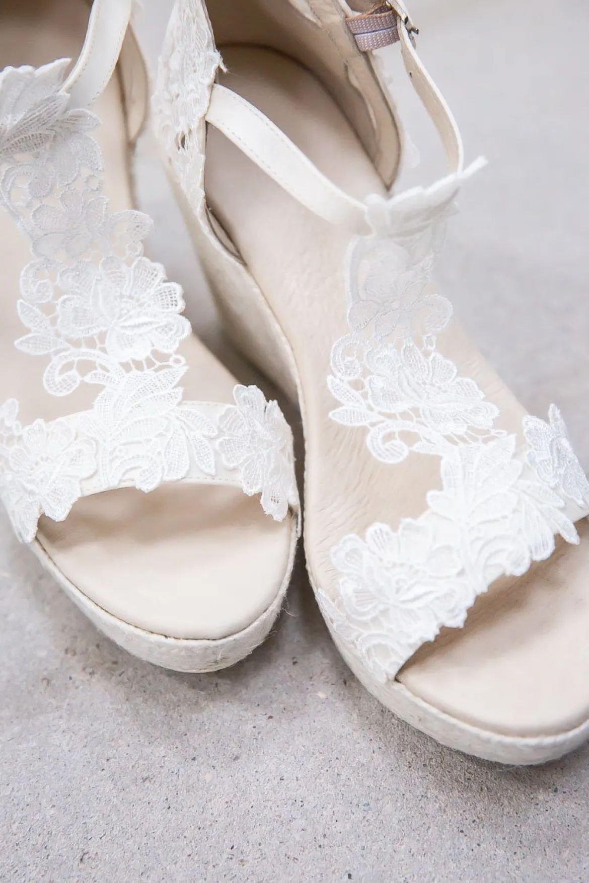 Braut Wedges, Sandalette mit Blumenspitze - Viena