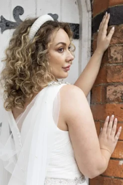 Breiter Braut Haarreif mit Kunstperlen | The Perfect Bridal Company