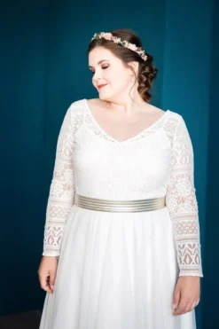 Elastischer Brautgürtel in Gold oder Silber – Mailenn noni Curvy