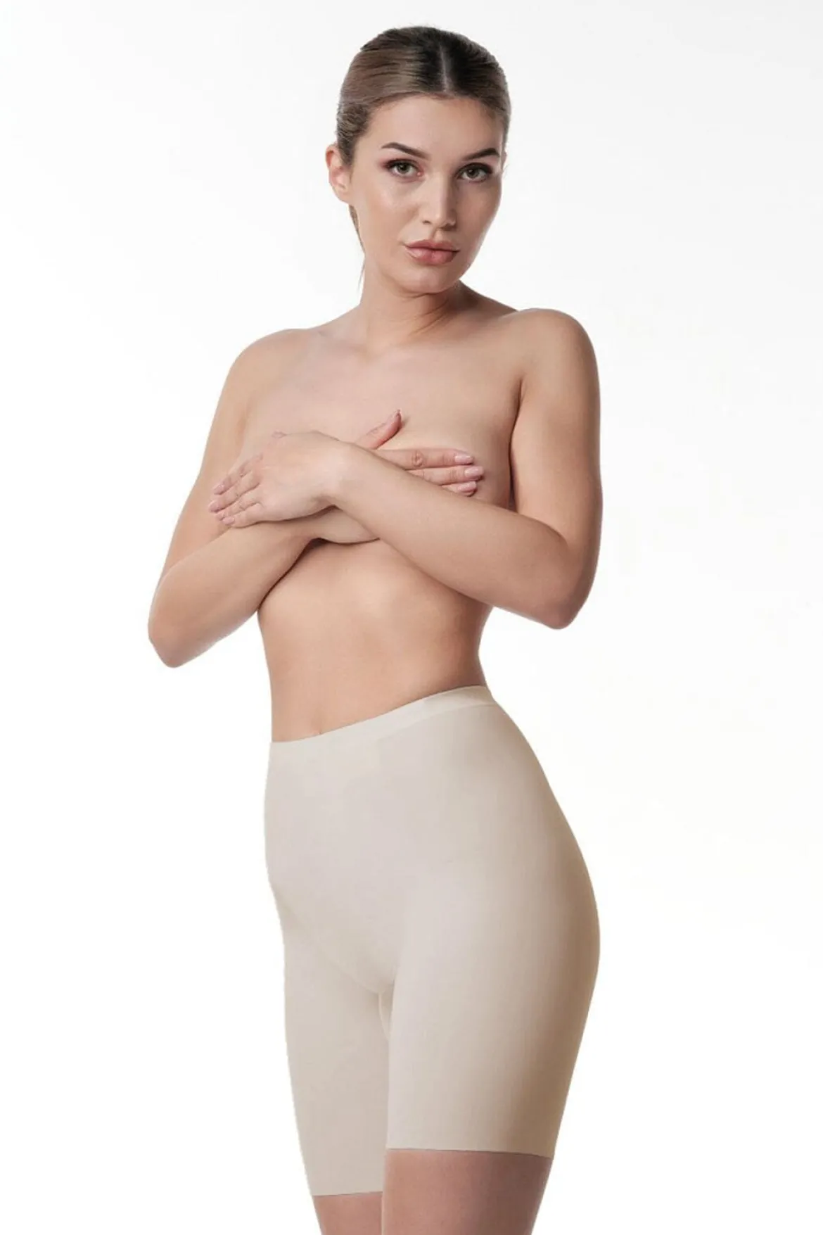 Figurformende Mid-Waist Shorts in Nude