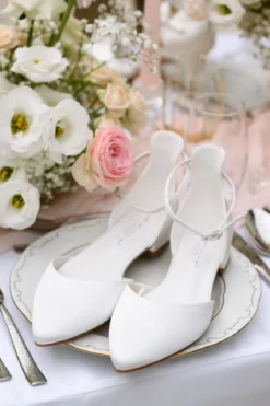 Flache Brautschuhe aus Satin – Ava Ivory Satin | G.Westerleigh