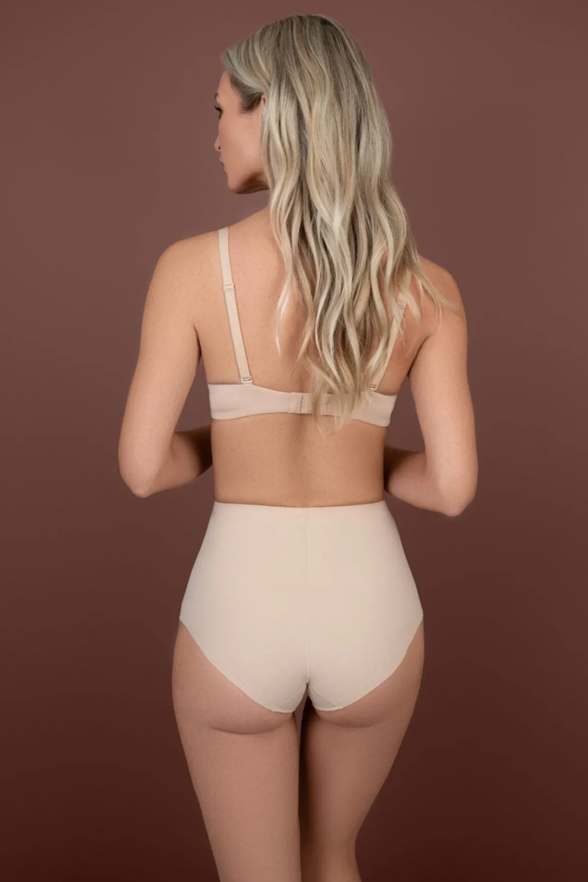 Formender Mid-Waist Slip in Beige – Bye Bra