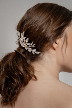Goldfarbener großer Braut Haarkamm
