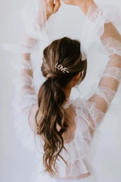 Haarspange mit Perlen-Pavé-Fassung "Love"