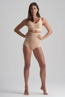 Invisible High Waist Brief Beige – Bye Bra