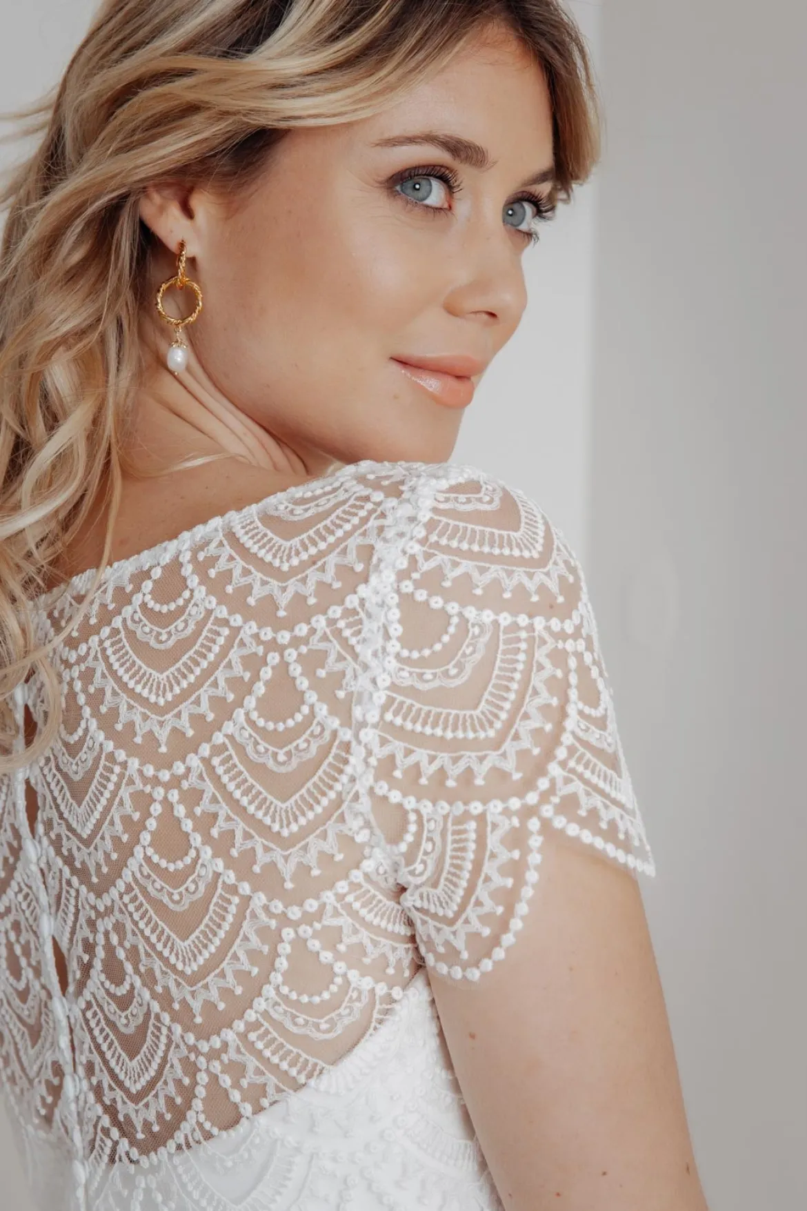 Kurzarm-Braut Top aus Vintage-Spitze – Niah noni