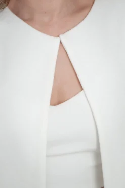 Kurze Braut Jacke aus Strickmix mit Kaschmir