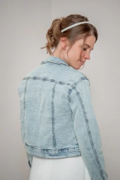 Kurze Braut Jeansjacke mit Knopfleiste