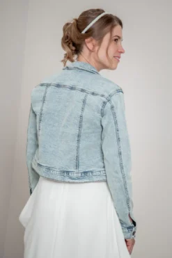 Kurze Braut Jeansjacke mit Knopfleiste