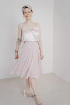 Kurzer Chiffonrock – Tulpa Rosé Sanna Lindström
