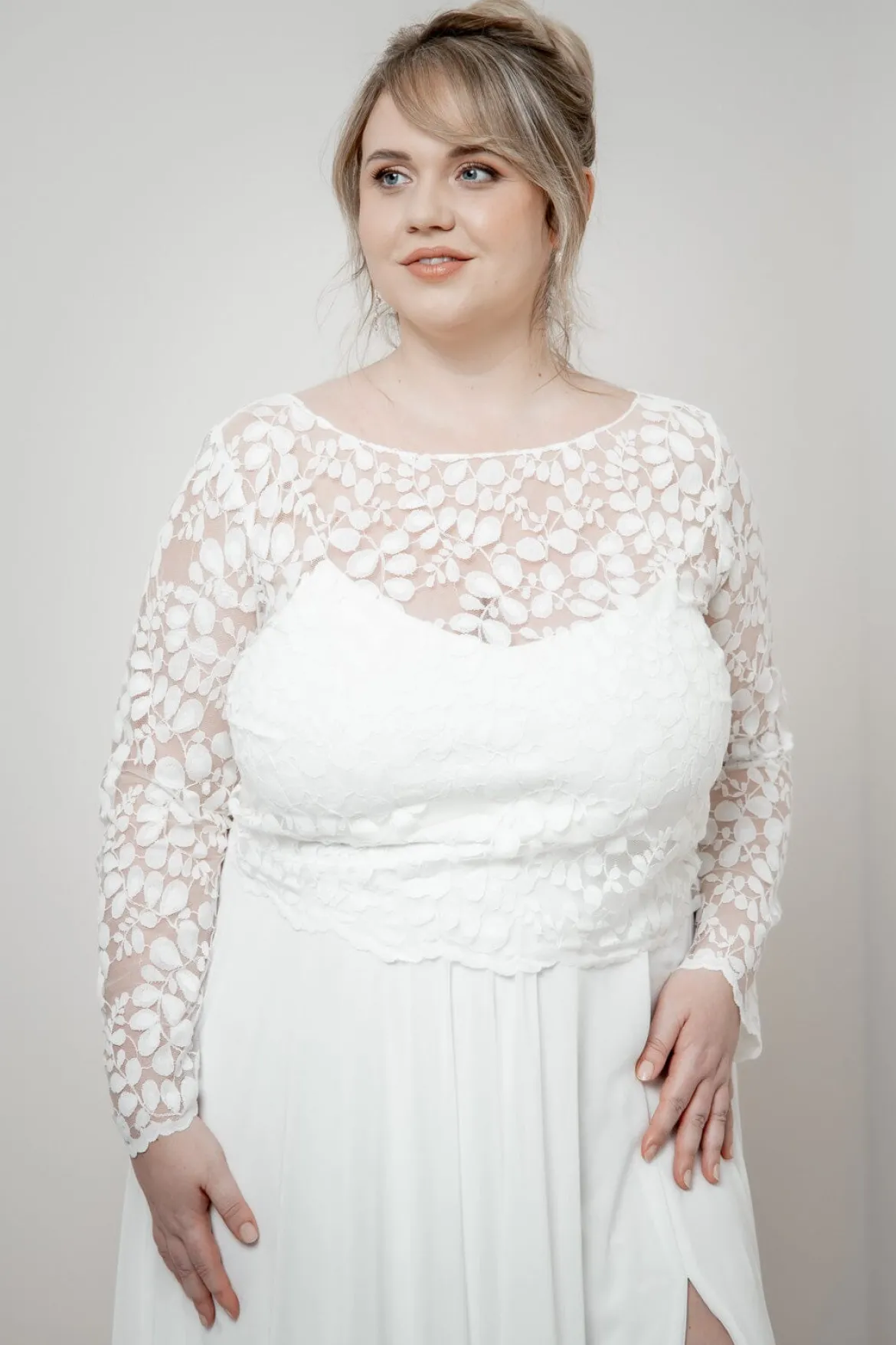 Langarm-Brauttop aus Blätterspitze – Norine noni Curvy