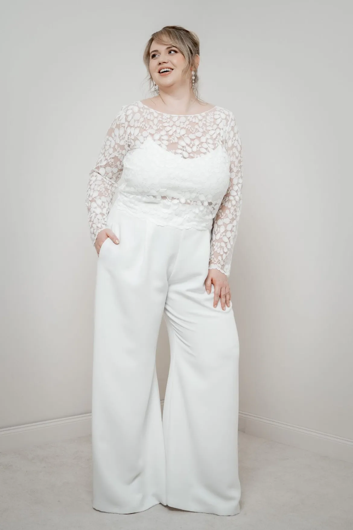 Langarm-Brauttop aus Blätterspitze – Norine noni Curvy