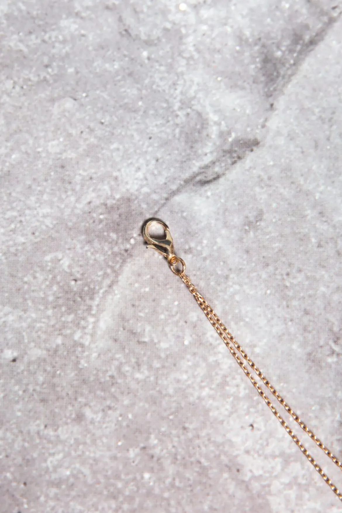 Lange, zweireihige Rückenkette mit Perlen, Brautschmuck