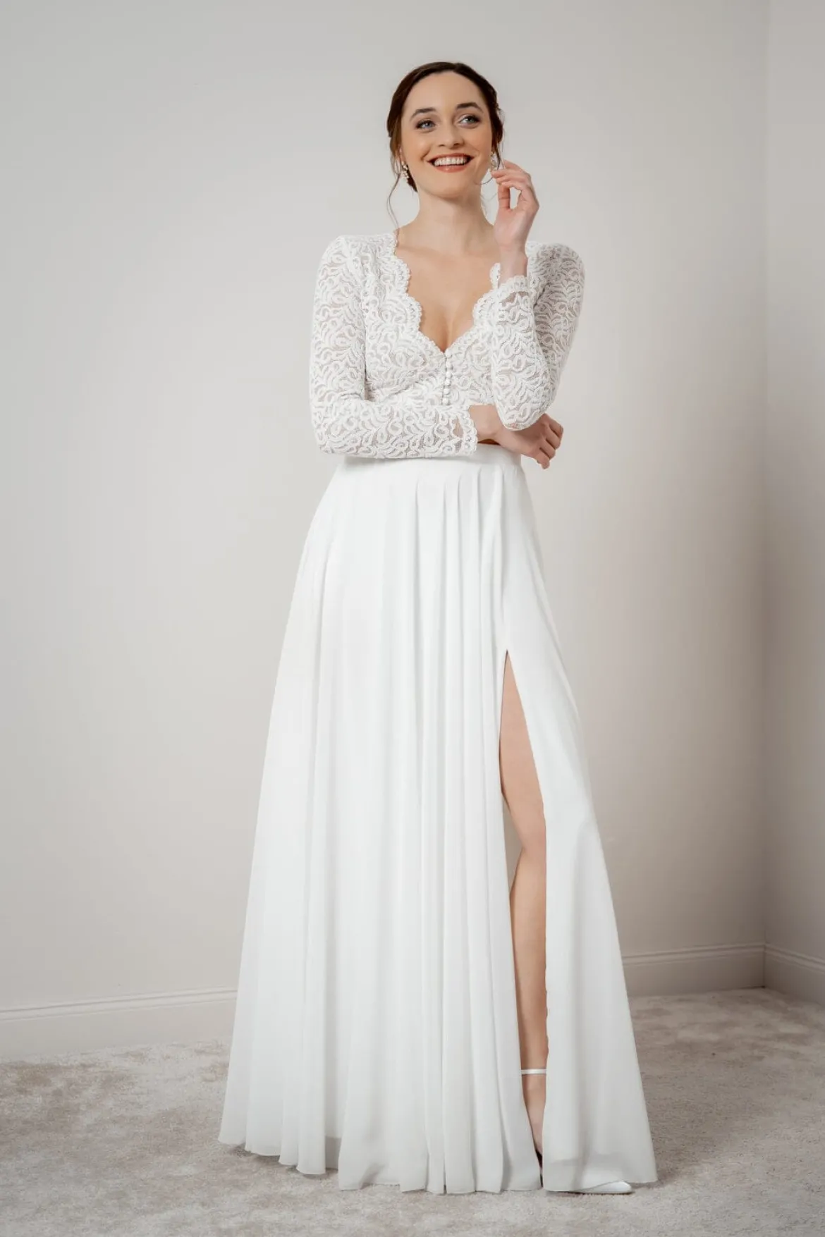 Maxi-Braut Rock in Ivory mit Beinschlitz – Jona noni
