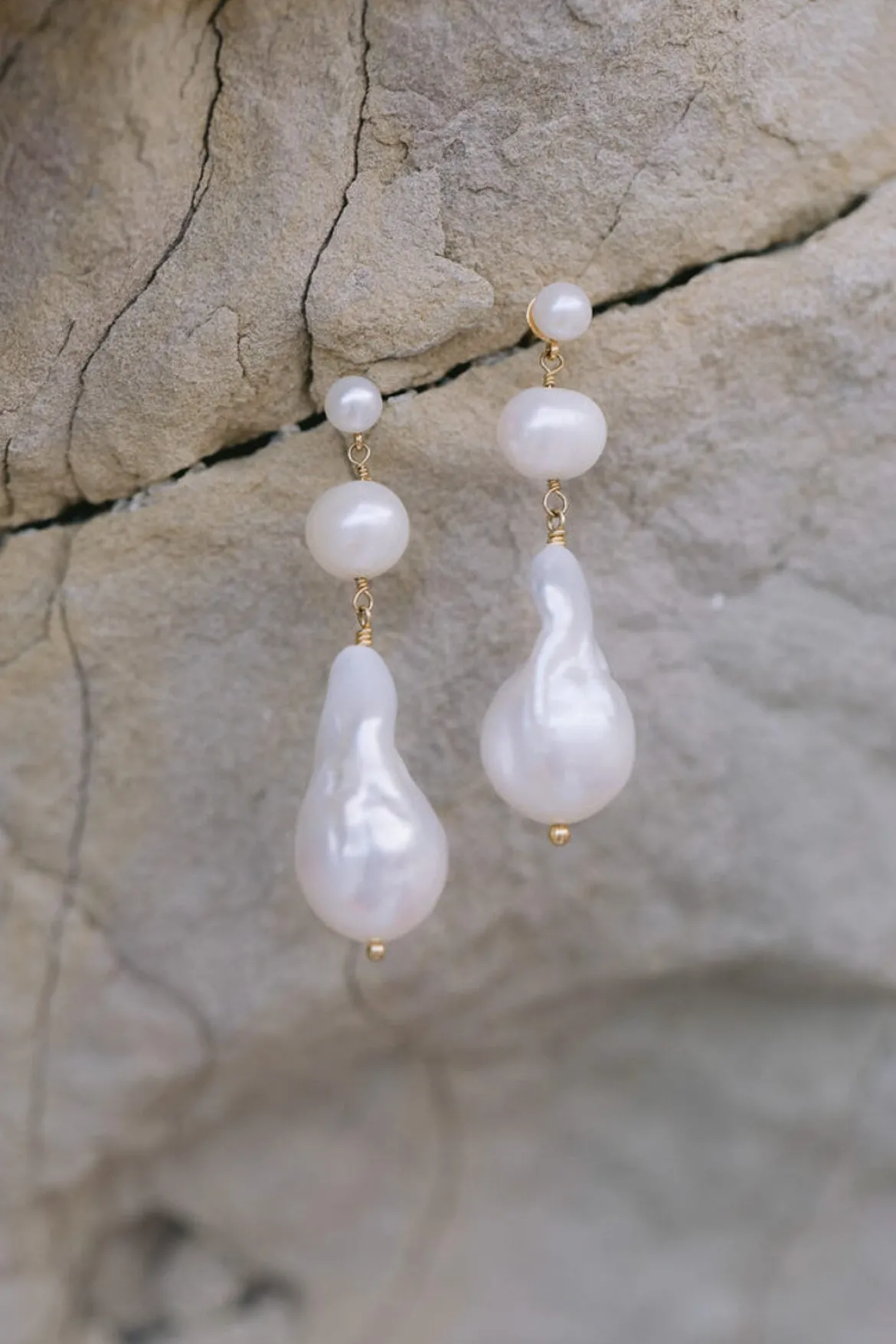 Ohrhänger mit großen Perlen – Saltwater Drops