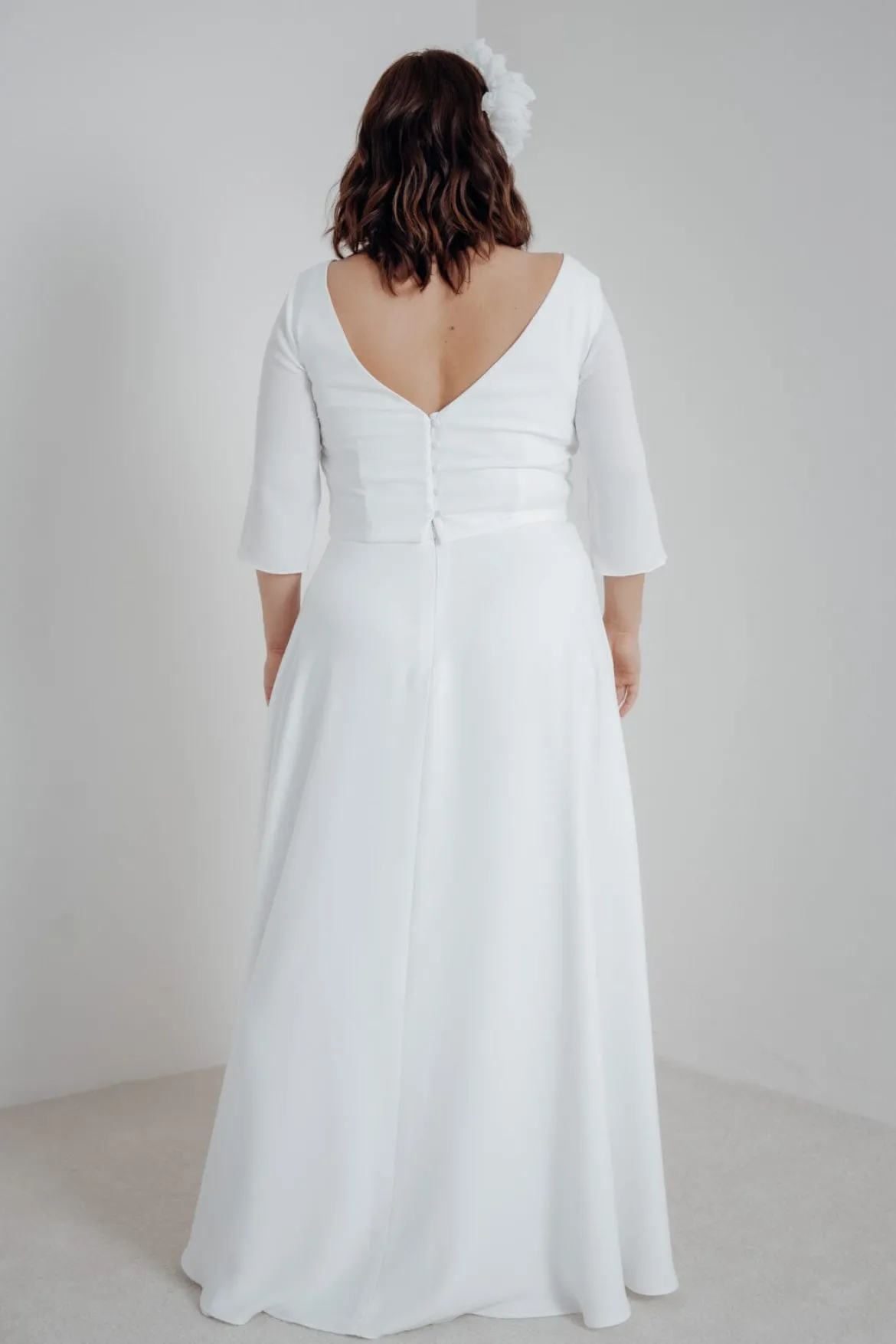 Plus Size Braut Rock mit Schlitz und Zierknöpfen – Eira noni Curvy