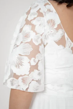 Plus Size Braut Top aus Blütenspitze – Philina noni Curvy