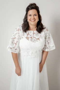 Plus Size Braut Top aus Blütenspitze – Philina noni Curvy