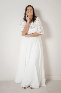 Plus Size Braut Top aus Blütenspitze – Philina noni Curvy