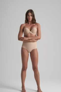 Rückenfreier Diva Bra – Bye Bra