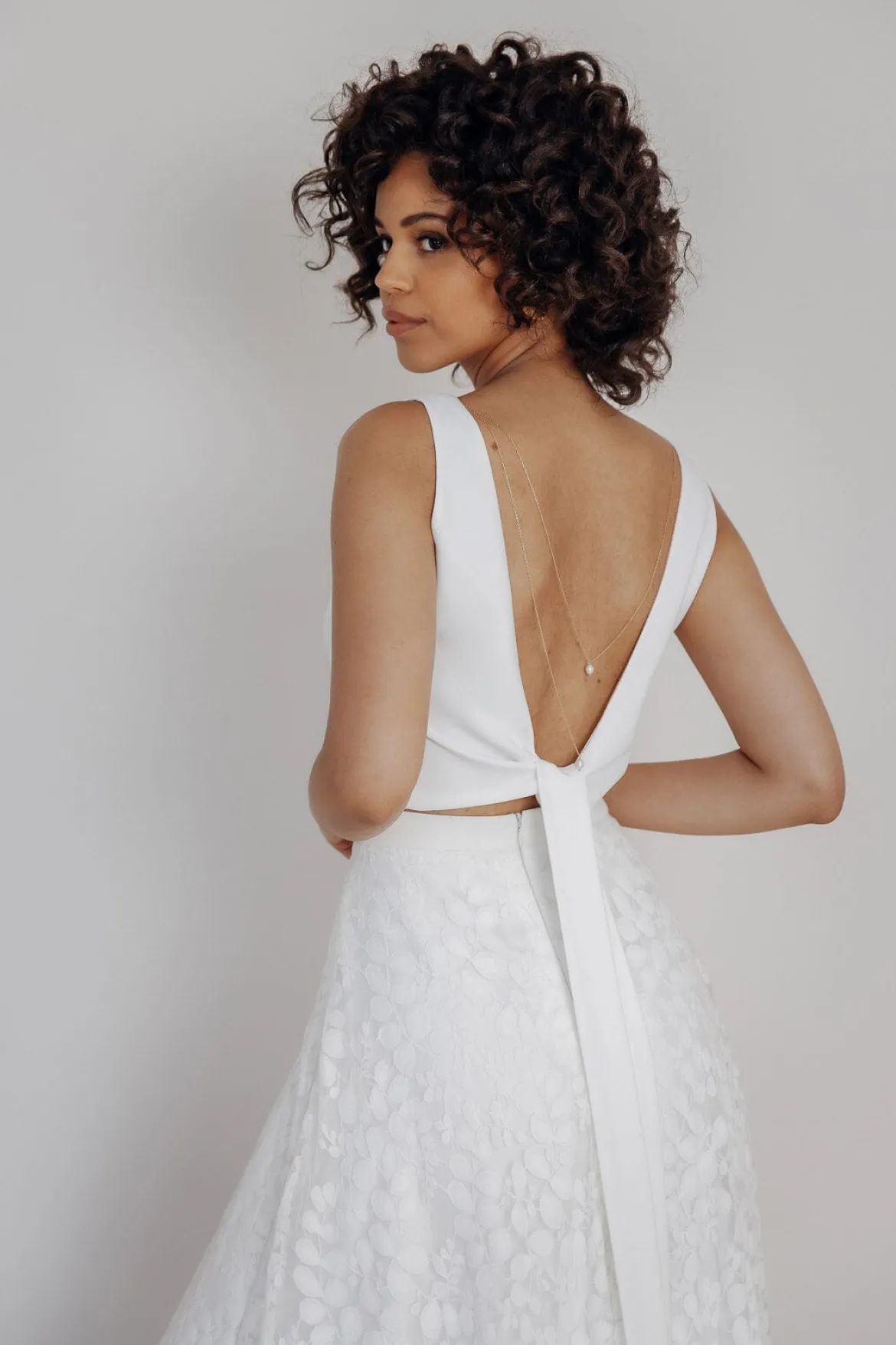 Rückenfreies Braut Top – Liza Ivory Eco noni