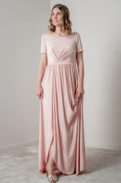 Rosafarbenes Brautjungfernkleid | Eliza & Ethan