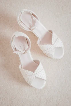Sandalette mit Keilabsatz - Louna Pearl Raffia