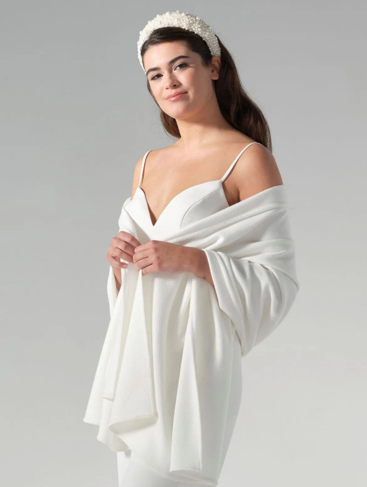 Schlichte Braut Stola in Ivory aus Strickmix