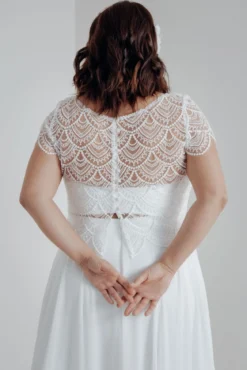 Schlichtes Top mit Herzausschnitt – Pina noni Curvy