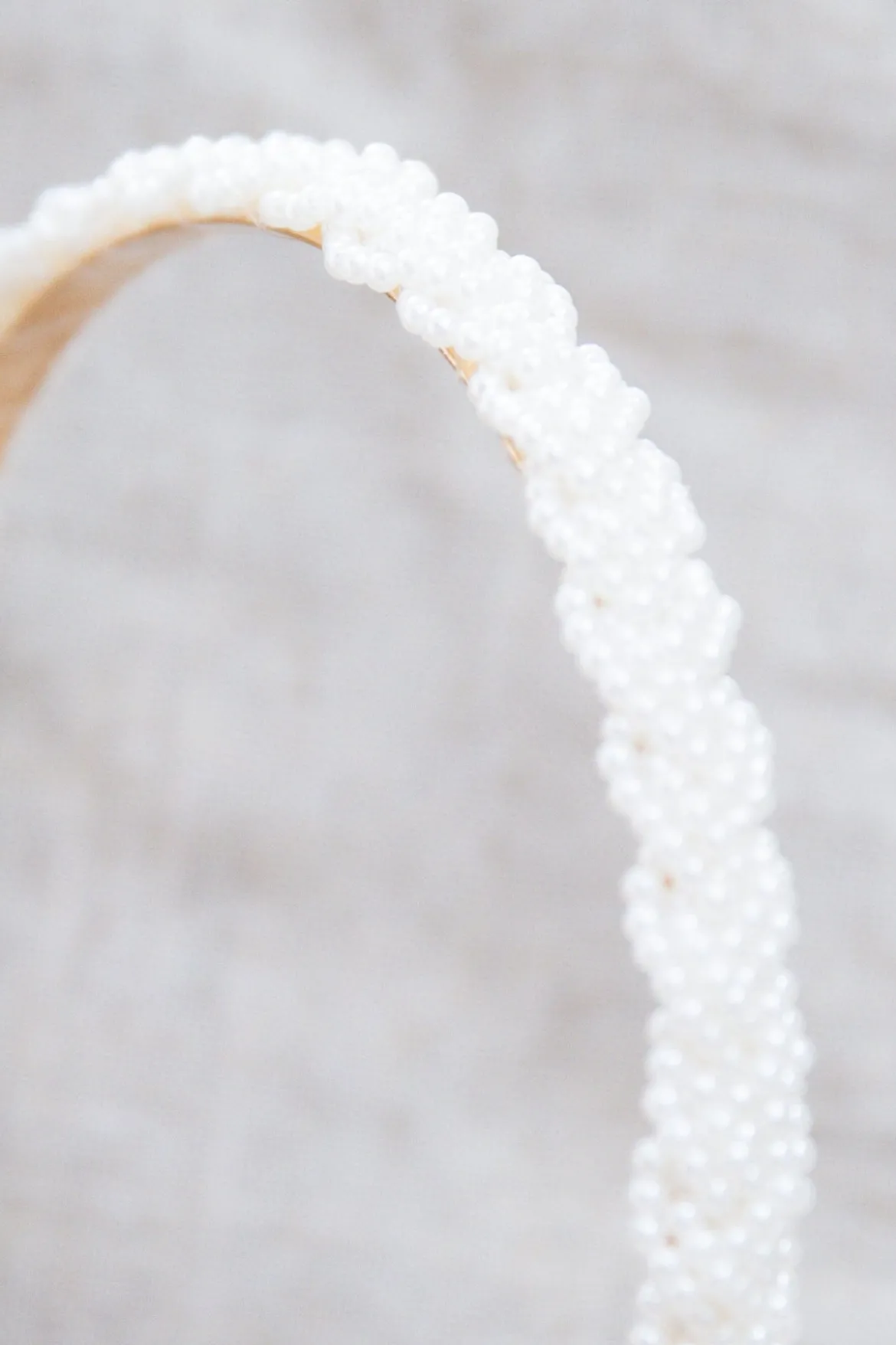 Schmaler Perlen-Haarreif | The Perfect Bridal Company
