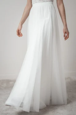 Showroom Only: Braut Rock in Ivory aus Softtüll – Christy noni Selected