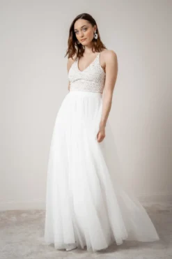 Showroom Only: Braut Rock in Ivory aus Softtüll – Christy noni Selected