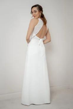 Showroom Only: Rock – Mali noni Selected